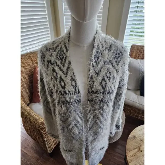 Eddie Bauer Aztec Cardigan Duster Women’s Size M Tribal Southwestern Cabin - Picture 4 of 10
